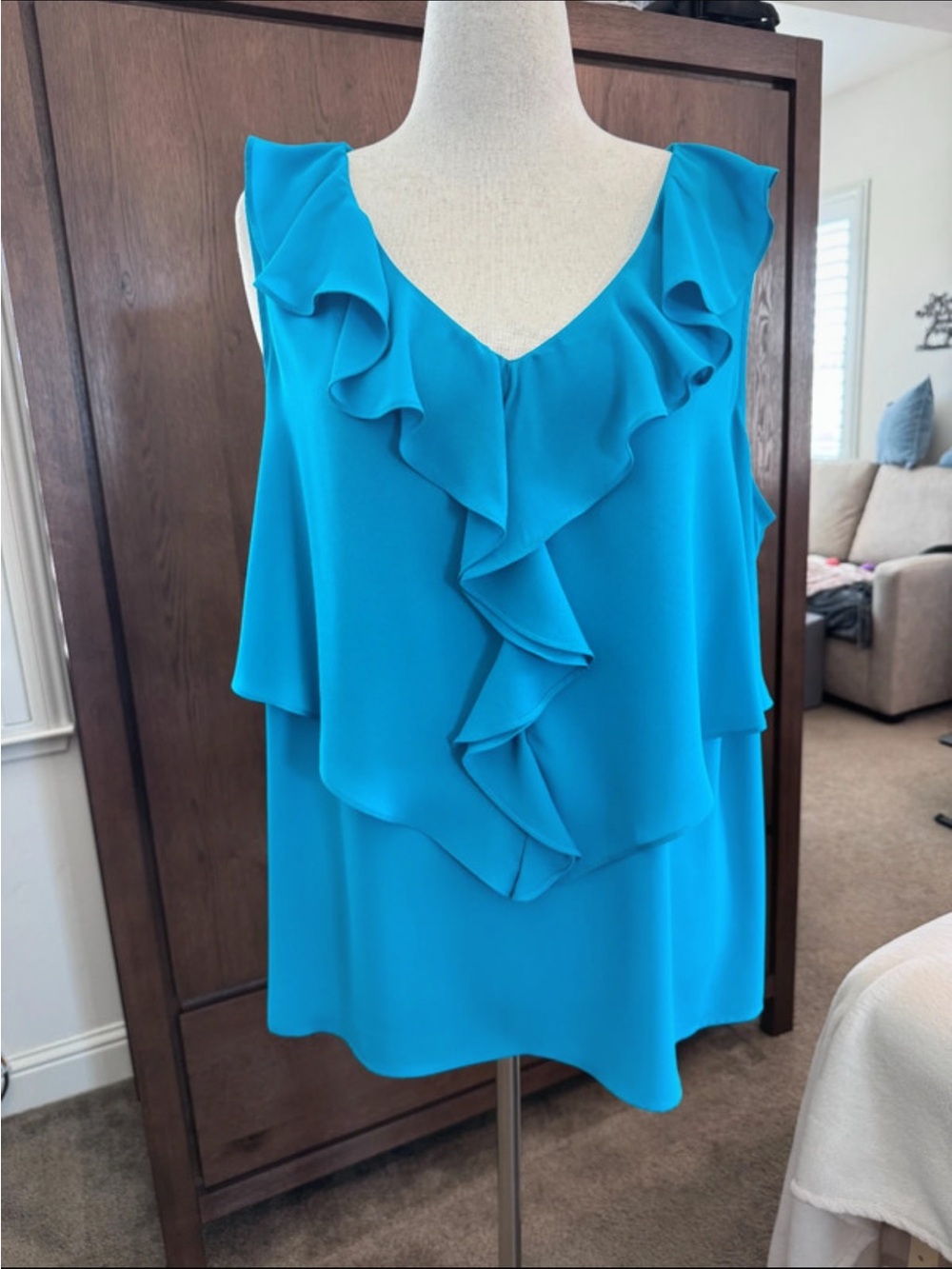 Roz & Ali Turquoise Ruffle V-Neck Sleeveless Camisole